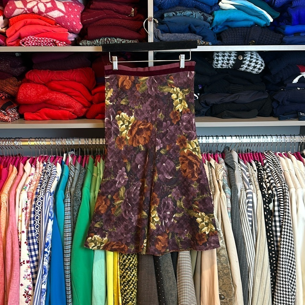 Zara burgundy/purple/orange/yellow flower skirt size 4